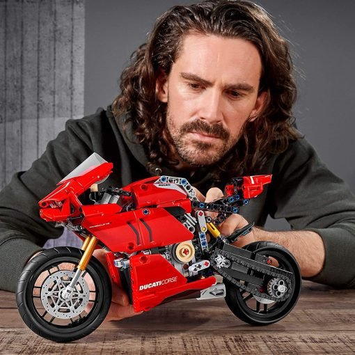 LEGO Technic 42107, LEGO Technic 42107 &#8211; Ducati Panigale V4 R