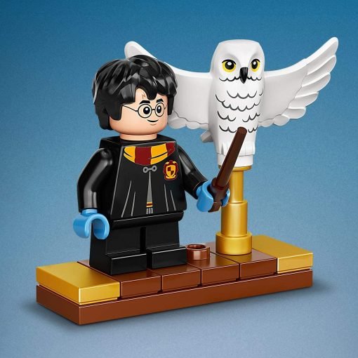 LEGO Harry Potter Edvige 75979 particolare della minifigure di Harry Potter e Edvige