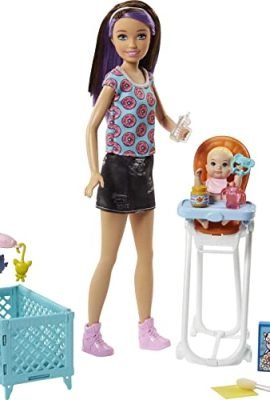 Barbie- Babysitters Pappa e Nanna Playset con Bambola Skipper, Seggiolone, Lettino e Bebè con Boccuccia Cambia Colore, Multicolore, FHY98
