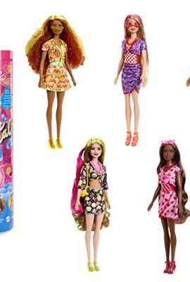 Barbie - Color Reveal Serie Dolci Frutti bambola profumata con 7 sorprese cambia-colore e accessori, Giocattolo per Bambini 3+ Anni, HJX49