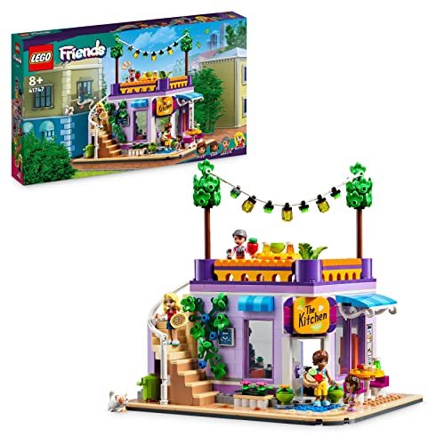 LEGO 41747 Friends Cucina Comunitaria di Heartlake City, Playset con Accessori Giocattolo per Cucinare, 3 Mini bamboline e Gatto Churro, Compatibile con il Centro Comunitario (41748), Regali di Natale