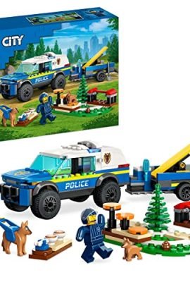 LEGO 60369 City Addestramento Cinofilo Mobile, Set con Percorso a Ostacoli, SUV Macchina Polizia Giocattolo e Rimorchio, 2 Figure di Animali, Giochi per Bambini