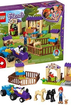 LEGO Friends La Scuderia dei Puledri di Mia con la Mini-Doll di Mia, Le Figure di 2 Cavallini e del Coniglio, Un Trattore con Rimorchio, Fattoria Giocattolo per Bambini, 41361