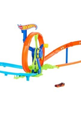 Hot Wheels - Pista Loop Rotante, playset con zona scontro su pista a forma di 8 e loop a propulsione, include una macchinina in scala 1:64, giocattolo per bambini, 3+ anni, JBX65