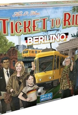 Asmodee - Ticket to Ride Berlino - Gioco da Tavolo Strategico - Scopri i Tesori di Berlino con Tram e Metropolitane - Divertimento in Famiglia - 2-4 Giocatori, 8+ Anni, Edizione in Italiano