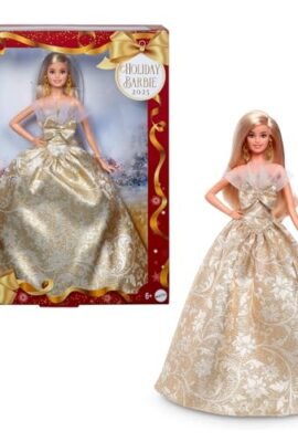 Barbie Signature Magia delle Feste 2025, bambola da collezione con capelli biondi e abito argento e oro, confezione da esporre, regalo per le feste, giocattolo per bambini, 6+ anni, JBJ00