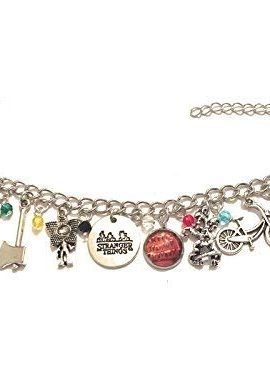 giulyscreations Nickel-Free Metal Bracelet with Alphabet Cameo, Eleven Lights, Christmas, Will Byers, Mobile Phone Camera, Hat, Dustin Hopper, Eleven, Fantasy TV Series Cosplay