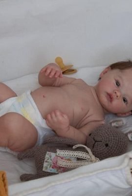 Reborn Dolls - Female, 20 Inches - Hand-Washable Reborn Female with Soft Vinyl Body, Original Reborn Dolls That Look Like Real Babies (Girl with Open Eyes)