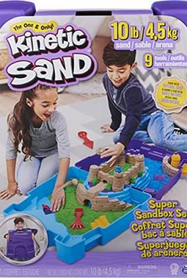 Kinetic Sand, Mega Suitcase with 4.5 kg of Sand in 3 Colors and 10 Accessories, Portable – for Children Ages 3+