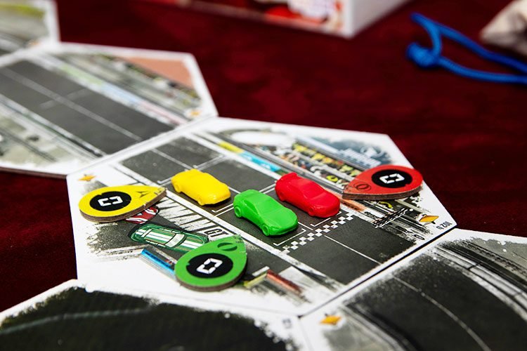 Ten notable roll-and-move board games
